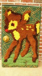 Dekseldoos met lammetje/bambi - voor kinderkamer, Kinderen en Baby's, Kinderkamer | Inrichting en Decoratie, Ophalen of Verzenden
