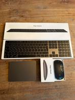Apple Magic Keyboard, Mouse 2 en Trackpad | NIEUWSTAAT, Computers en Software, Toetsenborden, Numeriek, Ophalen of Verzenden, Zo goed als nieuw