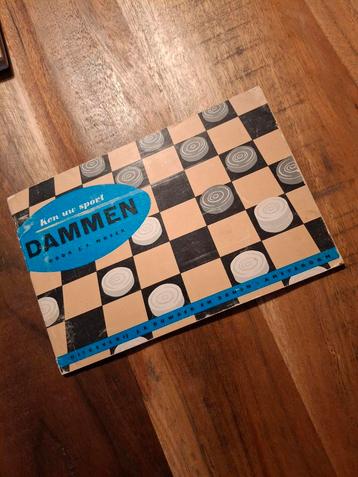 Ken Uw Sport - Dammen boekje beschikbaar voor biedingen