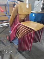 stapelstoelen 49x nette staat, Ophalen, School, Bruin, Zo goed als nieuw