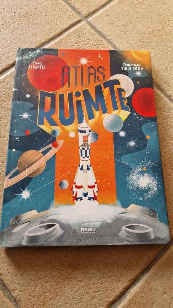 Atlas Ruimte - Nieuwstaat, Boeken, Atlassen en Landkaarten, Zo goed als nieuw, Overige typen, Overige gebieden, 2000 tot heden