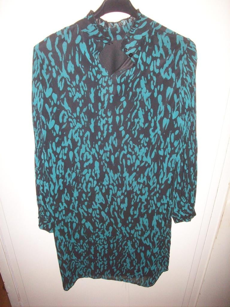 Damens zomer jurk, Ophalen, Maat 42/44 (L), Zo goed als nieuw, Onder de knie