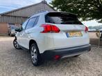 Peugeot 2008 1.2 PureTech Style | Panodak + Navi + Clima + C, Voorwielaandrijving, Euro 5, Stof, Gebruikt