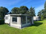 Knaus Sport 450 UF met bijna nieuwe Ben Eilers Seizoenstent, Caravans en Kamperen, Vast bed, Rondzit, Particulier, 5 tot 6 meter