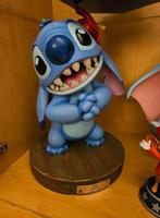 ✅ Disney Miracle Land Statue Stitch beast kingdom, Ophalen, Overige figuren, Zo goed als nieuw, Beeldje of Figuurtje