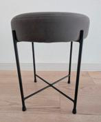 Nieuw krukje, 1 kruk, Ophalen, Nieuw, 60 tot 90 cm