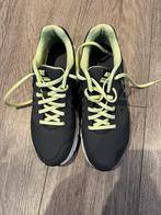 Nike sportschoenen, Sport en Fitness, Loopsport en Atletiek, Verzenden, Zo goed als nieuw, Hardloopschoenen, Nike