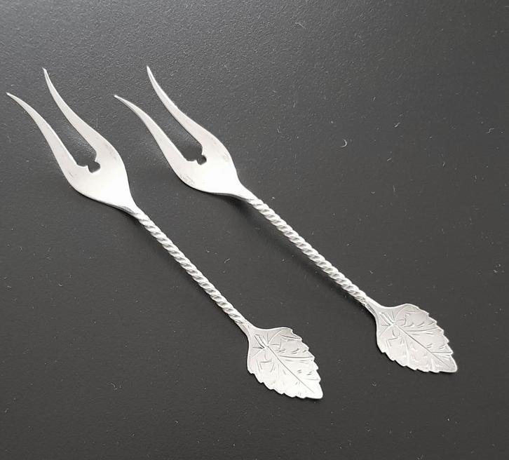 Paar zilveren vleesvorkjes., Antiek en Kunst, Antiek | Goud en Zilver, Zilver, Ophalen of Verzenden