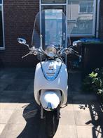 Sym cello wit snorscooter retro, Fietsen en Brommers, Snorfietsen en Snorscooters, Benzine, Gebruikt, Ophalen of Verzenden, SYM