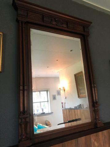 Antieke Spiegel met Houten Lijst beschikbaar voor biedingen