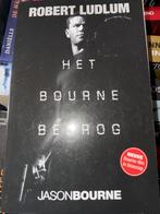 Het Bourne Bedrog - Robert Ludlum.  K1, Ophalen of Verzenden, Gelezen, Tv-bewerking