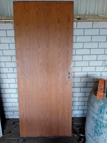 Binnendeur  beschikbaar voor biedingen