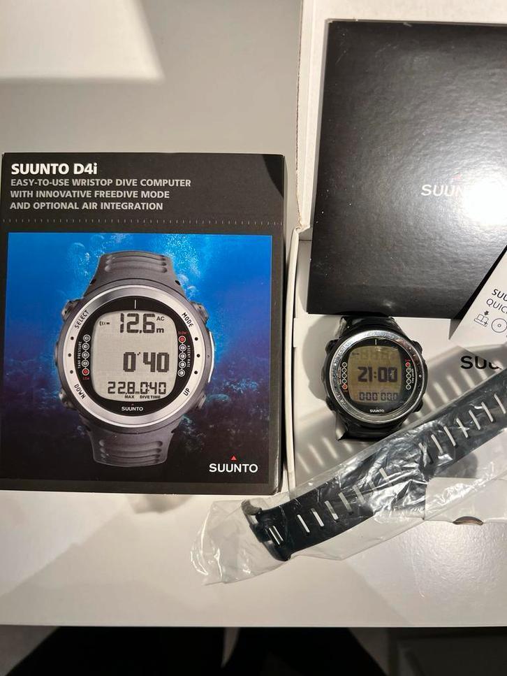 Suunto D4i Black Duikcomputer - Weinig Gebruikt, Watersport en Boten, Duiken, Zo goed als nieuw, Duikcomputer, Ophalen of Verzenden