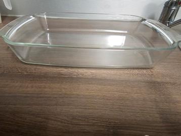 Glazen bak/ovenschaal beschikbaar voor biedingen