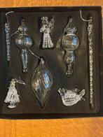 Glazen kerst ornamenten, Ophalen