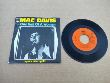 Single: Mac Davis - One Hell Of A Woman (1974)   beschikbaar voor biedingen