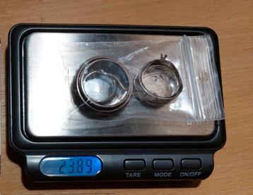 5 Zilveren ringen, 1 oorbel en 1 hanger gehalte 925 beschikbaar voor biedingen