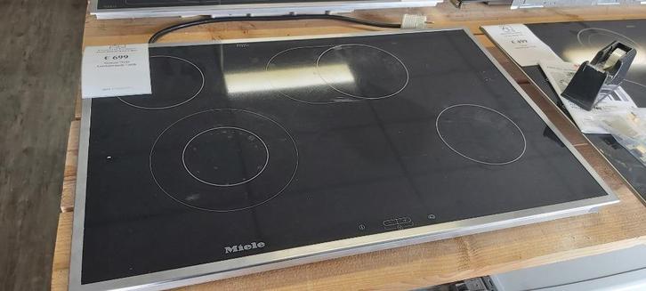Miele Keramische Kookplaat KM507EDST/R01, Witgoed en Apparatuur, Kookplaten, Refurbished, Inbouw, Keramisch, 4 kookzones, Ophalen