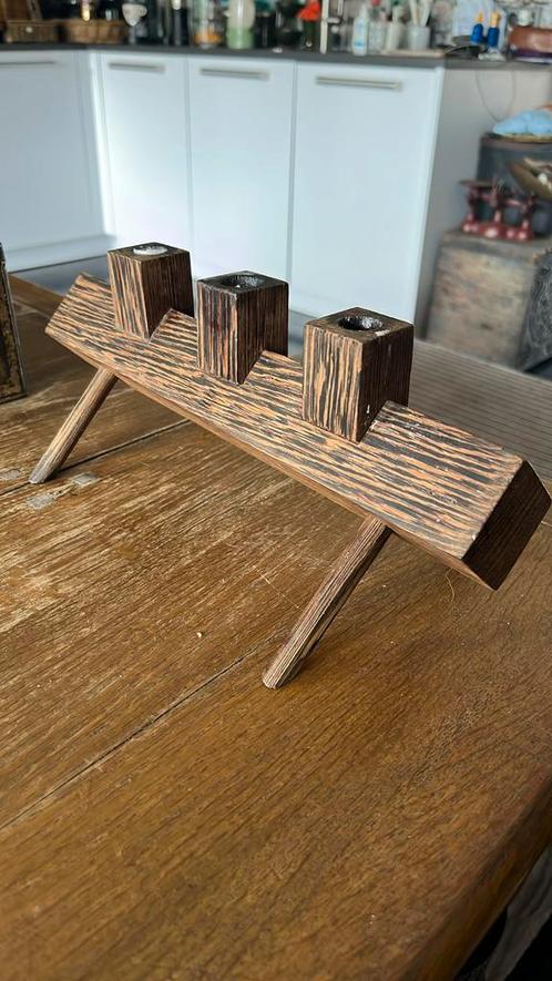 Deense kubistische kandelaar jaren 60 Wengé hout, Verzamelen, Retro, Huis en Inrichting, Ophalen of Verzenden