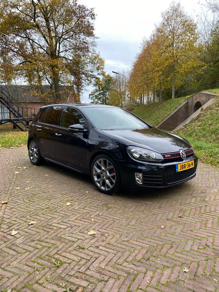 Volkswagen Golf GTI 2.0 TSI 2014 - ZWART- STOELVERWARMING, Auto's, Volkswagen, Bedrijf, Golf, ABS, Airbags, Airconditioning, Alarm