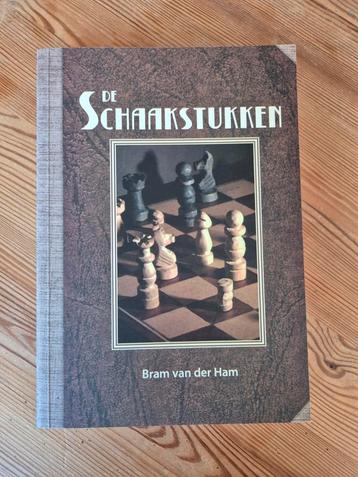 De schaakstukken  beschikbaar voor biedingen
