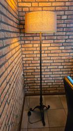 Landelijke Staande Lamp met Stoffen Kap, Huis en Inrichting, Lampen | Vloerlampen, Ophalen of Verzenden