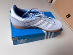 Adidas Gazelle ALS NIEUW 36 1/2 lichtblauw, Ophalen of Verzenden, Zo goed als nieuw, Sneakers of Gympen