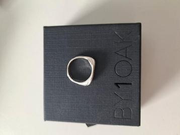 Mooie zilveren ring van By1Oak beschikbaar voor biedingen