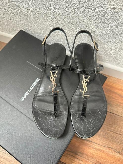 Yves Saint Laurent (YSL) Cassandra sandalen in maat 39, Kleding | Dames, Schoenen, Gedragen, Slippers, Zwart, Ophalen of Verzenden