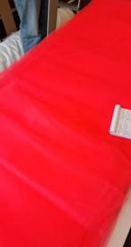 Neon roze tule met lichte rek 13,8 meter, Hobby en Vrije tijd, Stoffen en Lappen, Overige materialen, 120 cm of meer, Ophalen of Verzenden