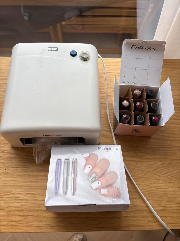 Gellac Nagelset met UV Lamp & Elektrische Vijl, Sieraden, Tassen en Uiterlijk, Uiterlijk | Cosmetica en Make-up, Gebruikt, Toebehoren