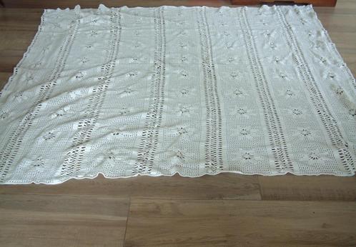 Mooi gave gehaakte sprei ca 180 bij 200 cm, Huis en Inrichting, Slaapkamer | Beddengoed, Overige typen, Tweepersoons, Wit, Ophalen of Verzenden