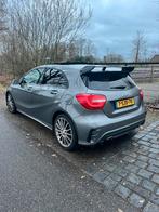 Mercedes-Benz A-Klasse A180 1.6 Blue EFF Aut7 2013 Grijs, Auto's, 65 €/maand, Parkeersensor, Leder en Stof, 122 pk