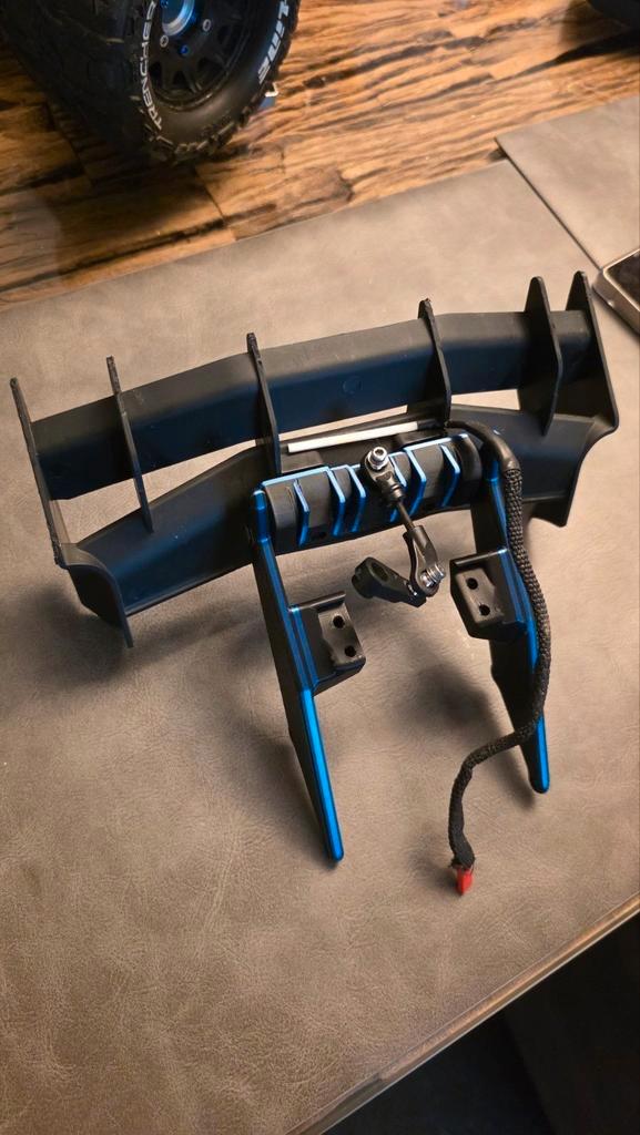 Custom modificaties & reparaties traxxas 1/10 offroad, Hobby en Vrije tijd, Modelbouw | Radiografisch | Auto's, Nieuw, Auto offroad