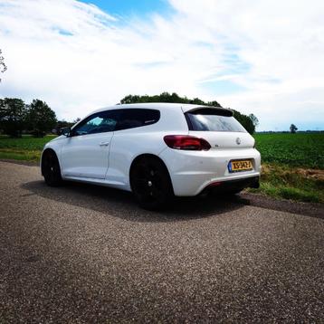 Volkswagen Scirocco R 2.0 TSI 195KW DSG 2011 Wit beschikbaar voor biedingen
