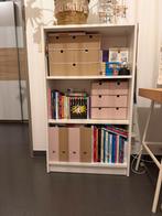 Boekenkast HORSENS wit + IKEA MOPPE & KNUFF opbergers –  set, Ophalen, 50 tot 100 cm, Zo goed als nieuw, Minder dan 100 cm