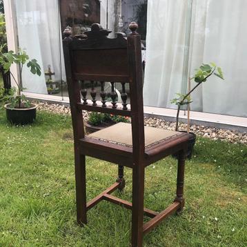 6 Antieke eikenhouten kasteelstoelen. beschikbaar voor biedingen