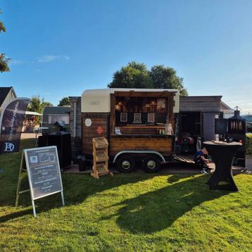 Foodtruck paling en zalm roken feesten en markten beschikbaar voor biedingen