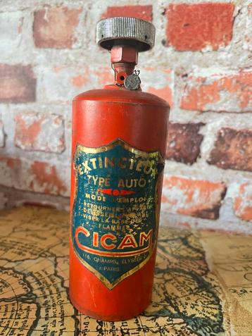 Vintage auto brandblusser. Oude Cicam auto blusser beschikbaar voor biedingen