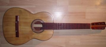 Te ruil zeldzame authentieke jaren 30 / 40 Flamenco gitaar beschikbaar voor biedingen
