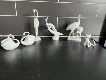 Porseleinen dieren beschikbaar voor biedingen