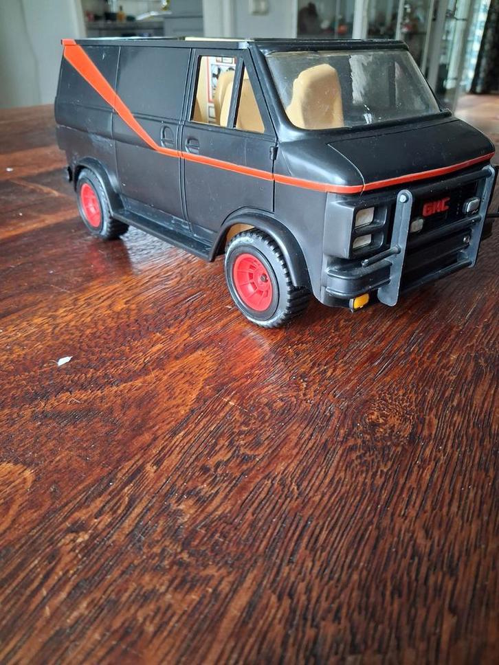 Vintage A-Team Bus 1983 Galoob, Hobby en Vrije tijd, Modelauto's | 1:5 tot 1:12, Gebruikt, Auto, Ophalen of Verzenden