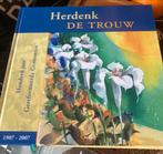 Herdenk de trouw, Ophalen of Verzenden, Zo goed als nieuw