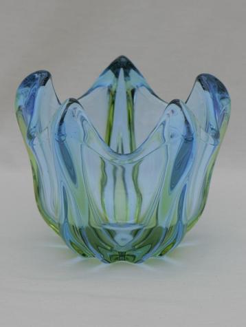 Murano glazen Vaas/Bowl met sierlijke vormen beschikbaar voor biedingen