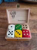 VRH dobbelstenen in houten doosje, Ophalen of Verzenden, Gebruikt