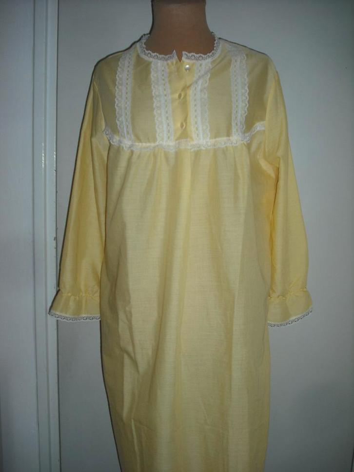 vintage nachthemd maat M, Kleding | Dames, Ondergoed en Lingerie, Nachtkleding, Geel, Ophalen of Verzenden