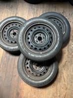 Toyota Verso Goodyear winterbanden + velg 205/60/16 #SET 37#, Auto-onderdelen, Ophalen, Gebruikt, 16 inch, Banden en Velgen