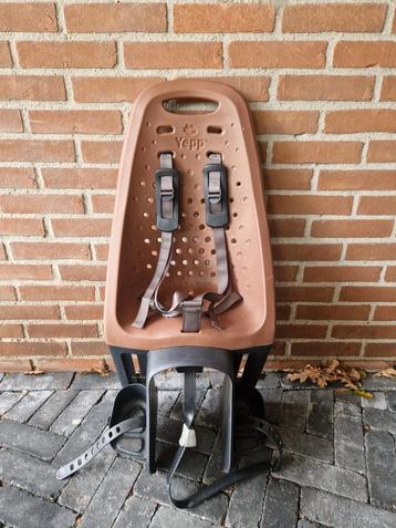 Thule Yepp maxi fietszitje achter bruin.  beschikbaar voor biedingen