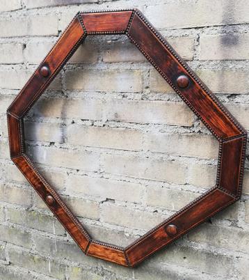Schilderijlijst. Geornamenteerd. Hardhout. 58/58 cm.  beschikbaar voor biedingen