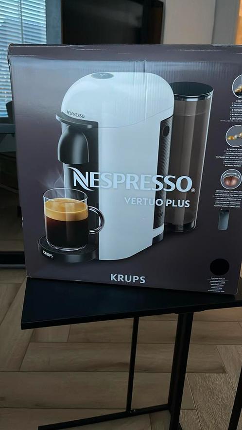Krups Nespresso kleur zwart nieuw bon aanwezig 2jr garantie, Witgoed en Apparatuur, Koffiezetapparaten, Nieuw, Gemalen koffie